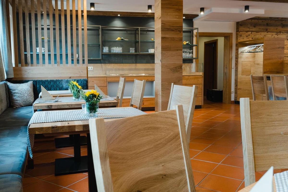 Hotel-gasthof Weisses Ross 3* Schwaig bei Nürnberg