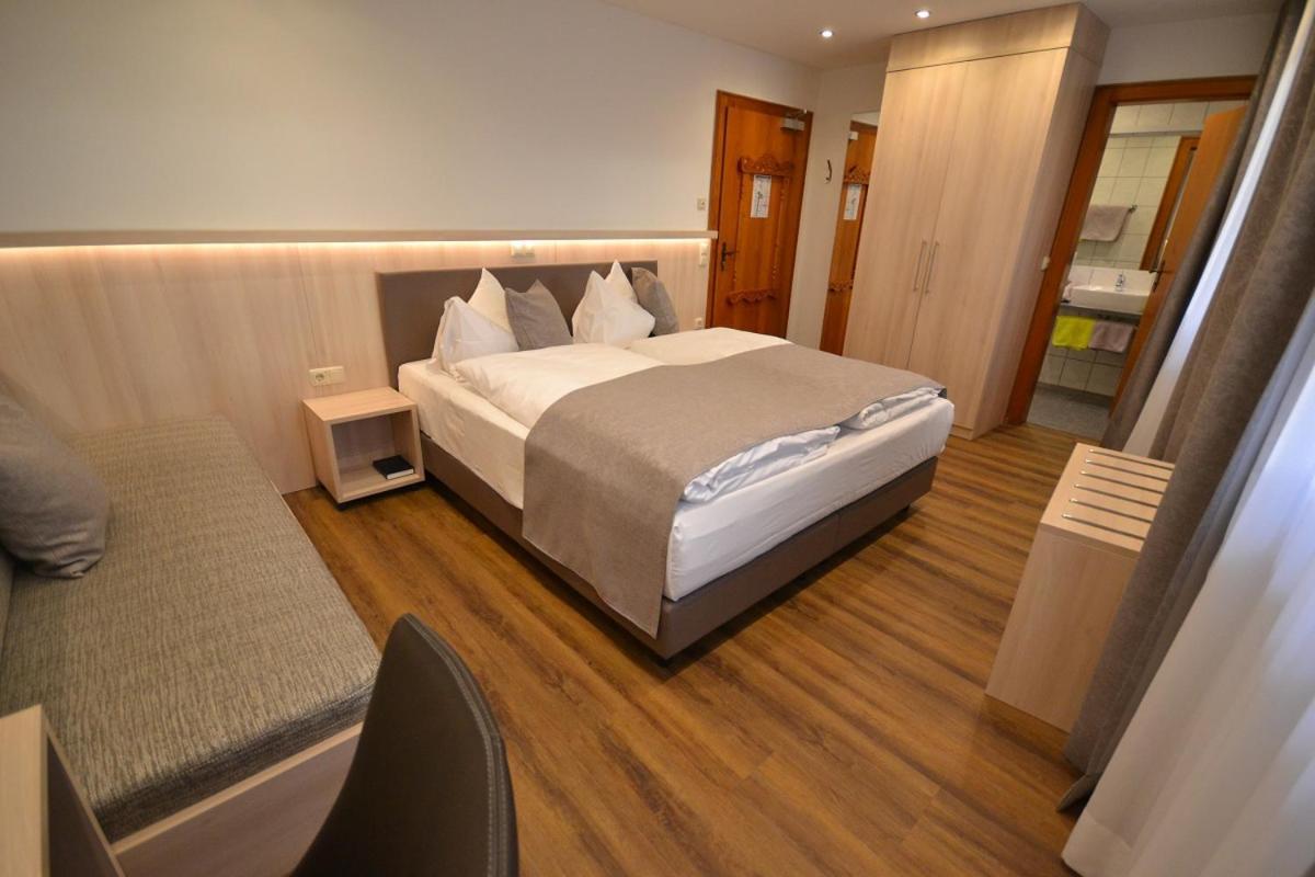 Hotel-gasthof Weisses Ross 3*